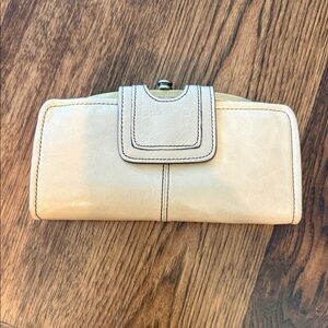 HOBO Cream Leather Wristlet